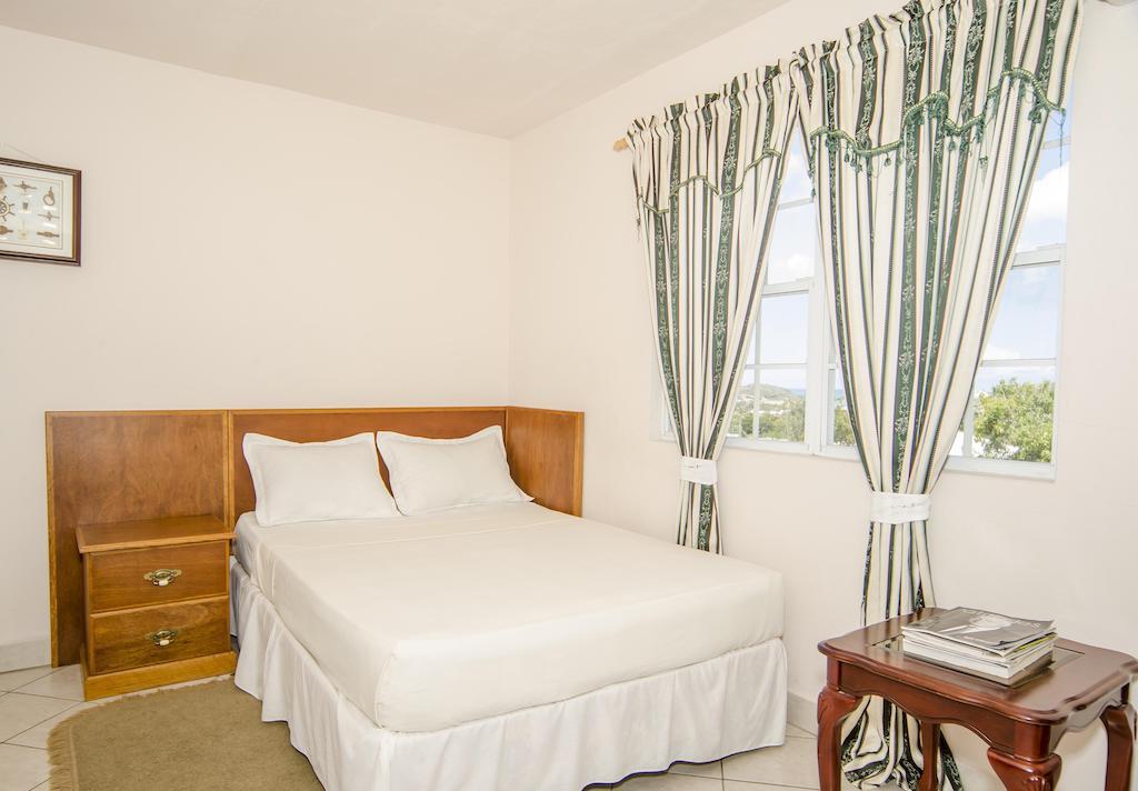 Caribbean Inn And Suites St. John's Pokój zdjęcie