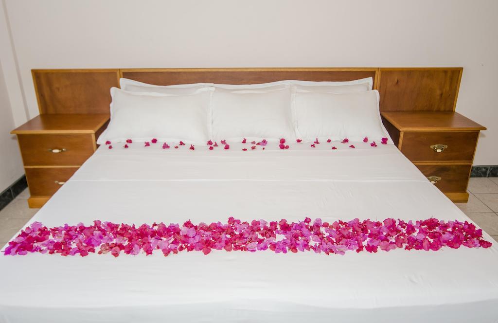 Caribbean Inn And Suites St. John's Pokój zdjęcie