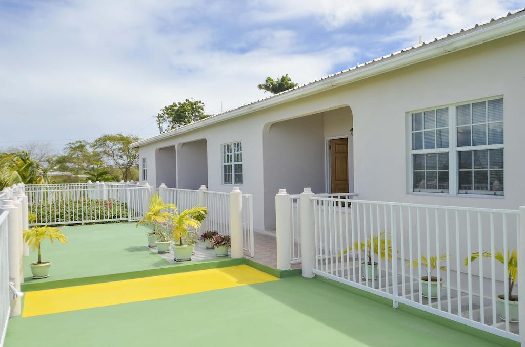 Caribbean Inn And Suites St. John's Zewnętrze zdjęcie